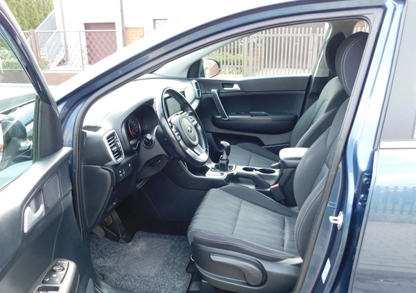 Kia Sportage cena 74980 przebieg: 156200, rok produkcji 2020 z Przedbórz małe 596